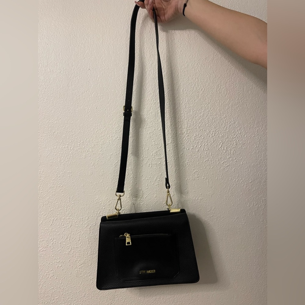 Steve Madden purse, black, gold detailing, two pockets, cross body and hand bag - Picture 2 of 3
